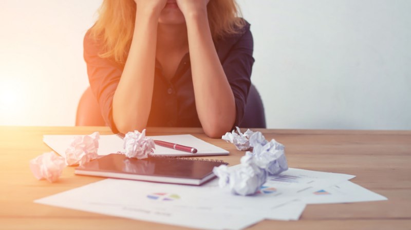 3 τρόποι για να αντιμετωπίσουμε τον εκνευρισμό στη δουλειά